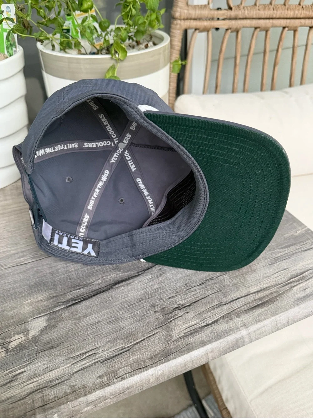 Yeti Coolers Cap Hat with White Rope Trim Snap Back Gray White Rope Embroidered